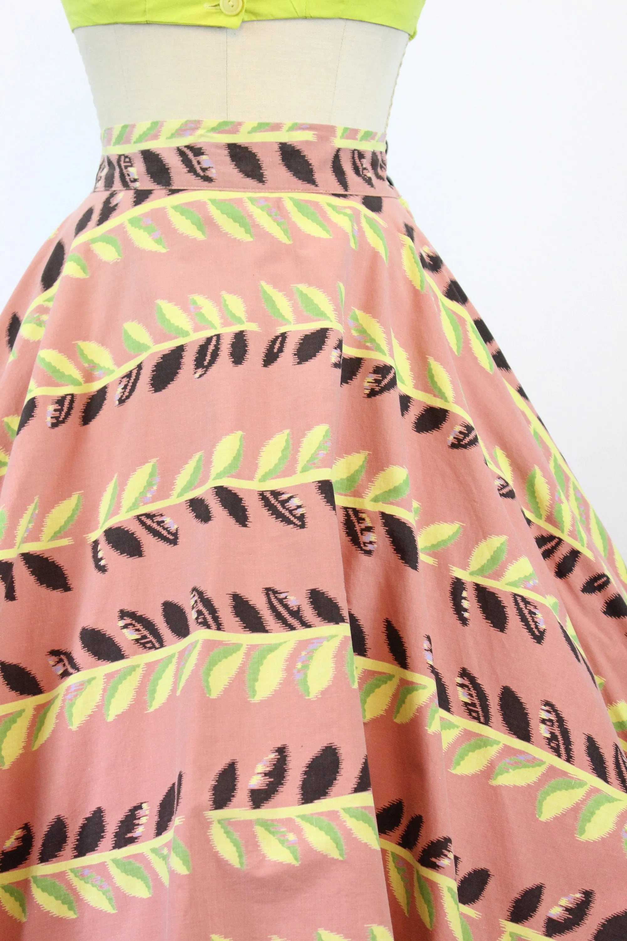 1950s CHARTREUSE vine print circle skirt xs | new spring