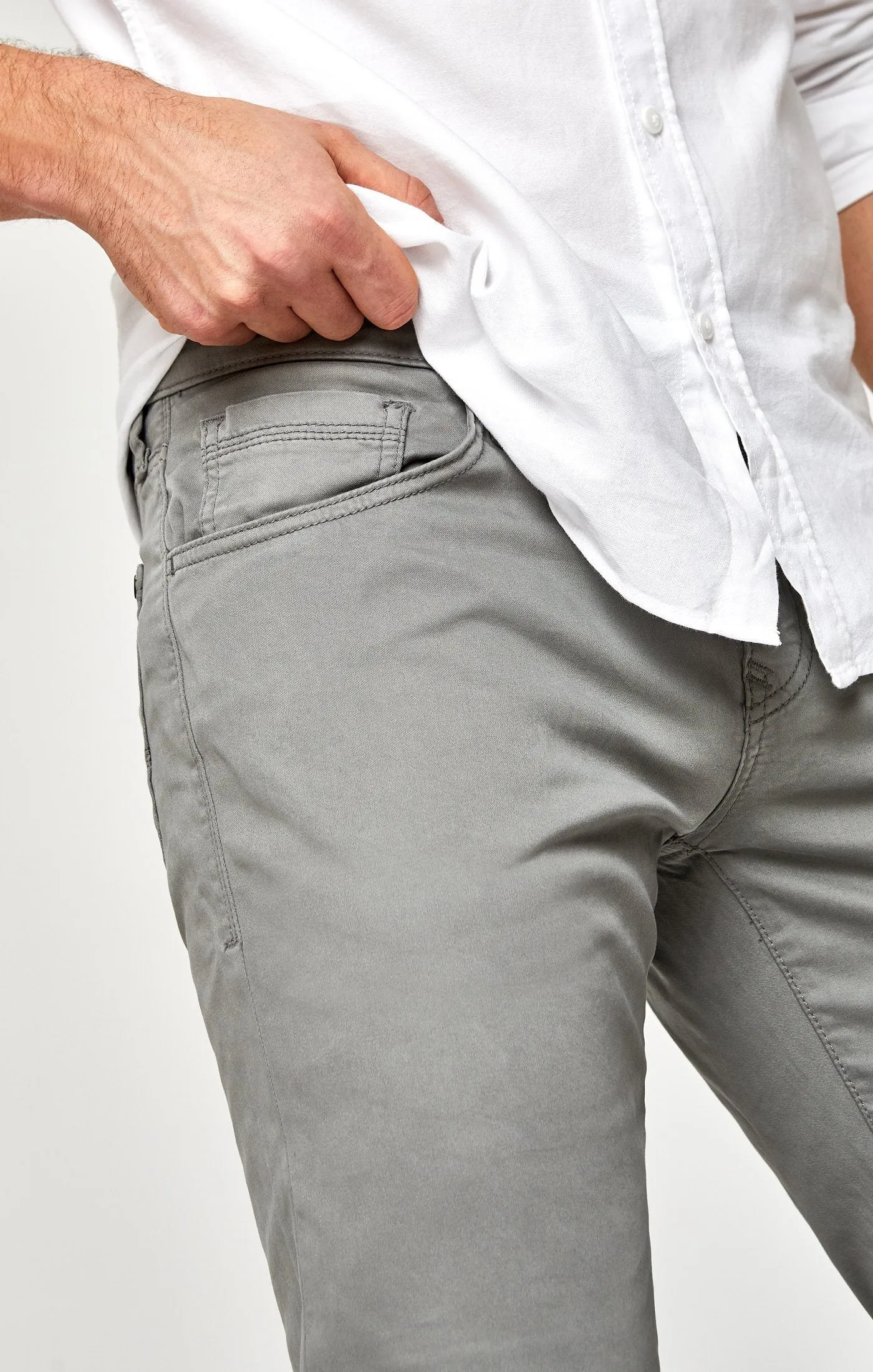 ZACH STRAIGHT LEG IN GREY TWILL